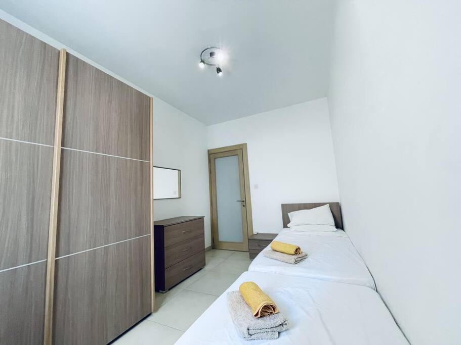 Stylish Modern 4 Paceville Saint Julian's