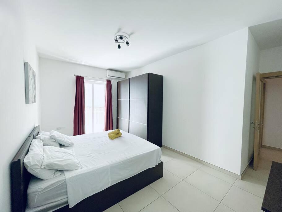 Stylish Modern 4 Paceville Saint Julian's